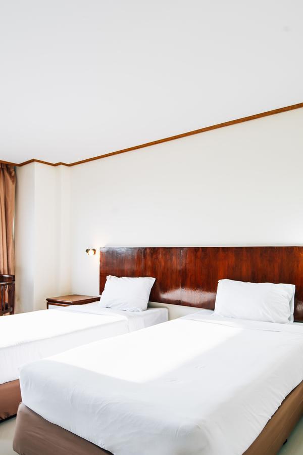 Sinkiat Thani Hotel Сатун Екстериор снимка