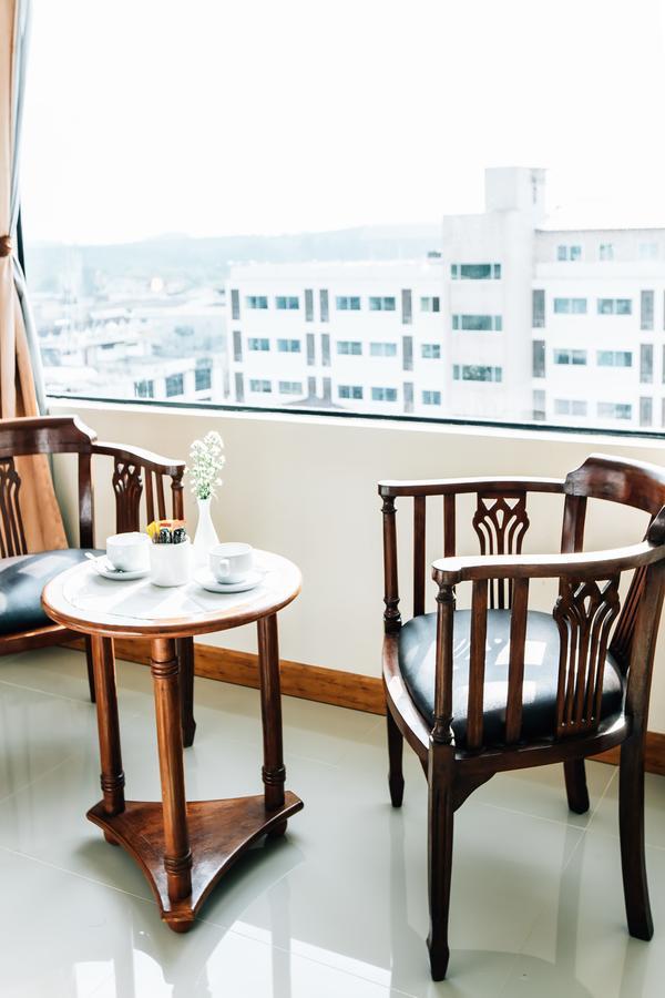 Sinkiat Thani Hotel Сатун Екстериор снимка
