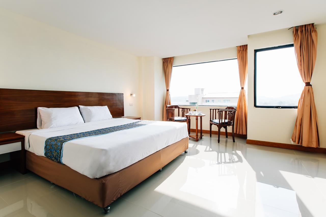 Sinkiat Thani Hotel Сатун Екстериор снимка