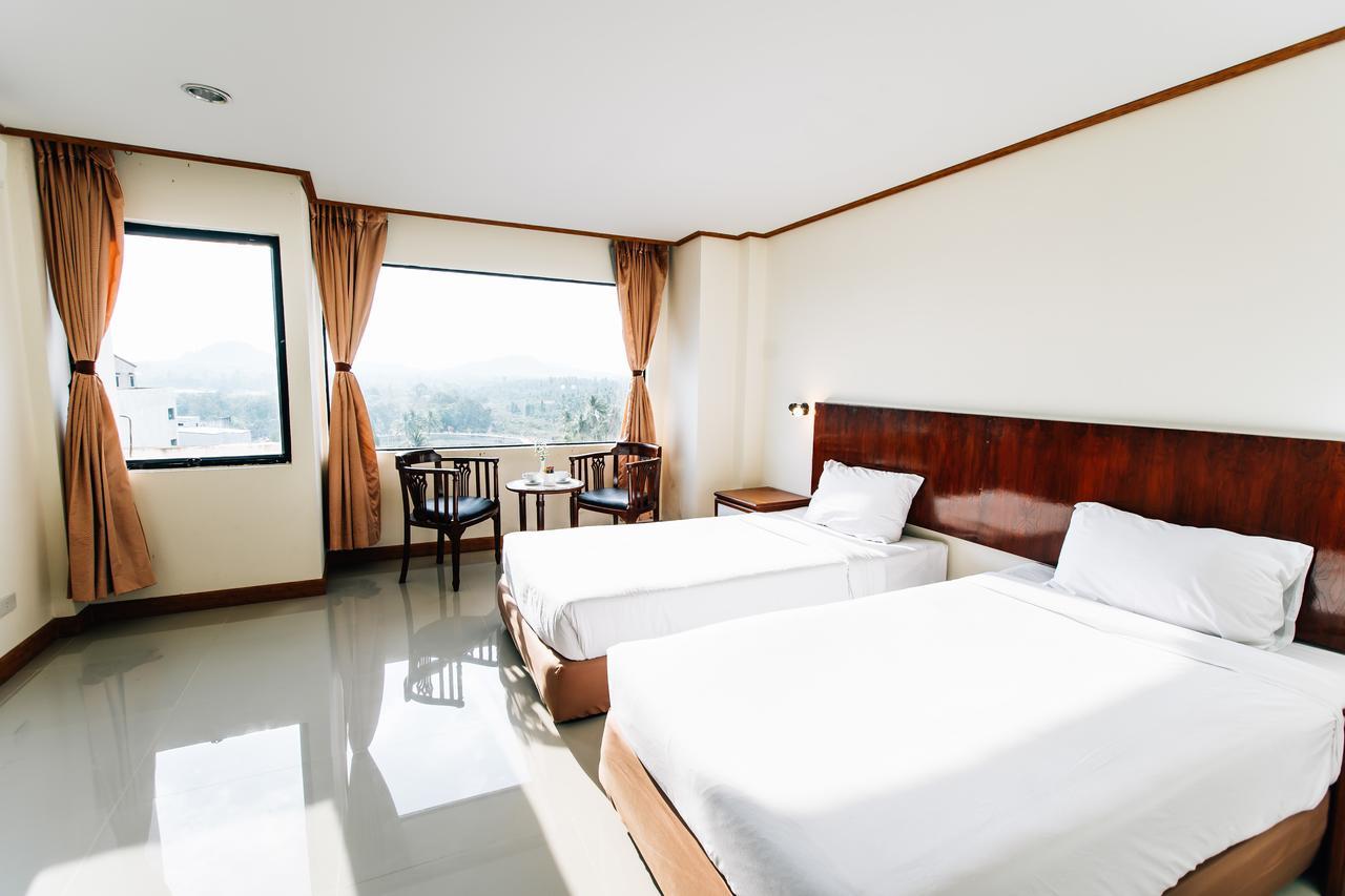 Sinkiat Thani Hotel Сатун Екстериор снимка