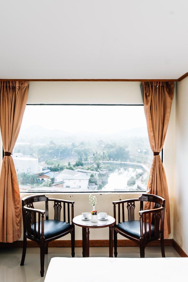 Sinkiat Thani Hotel Сатун Екстериор снимка