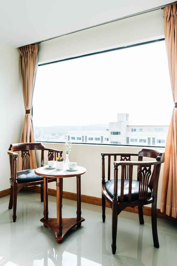 Sinkiat Thani Hotel Сатун Екстериор снимка