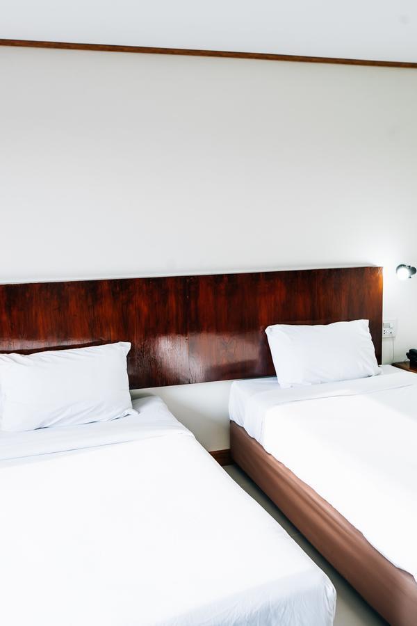 Sinkiat Thani Hotel Сатун Екстериор снимка